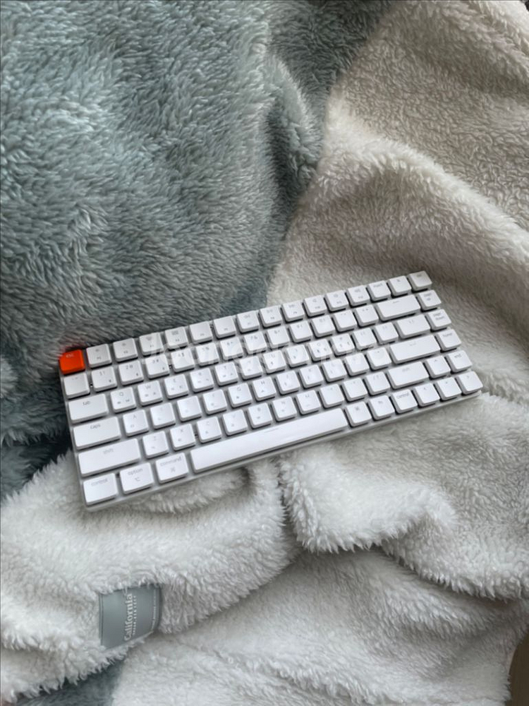 키크론 k3 레트로 적축 키보드--0