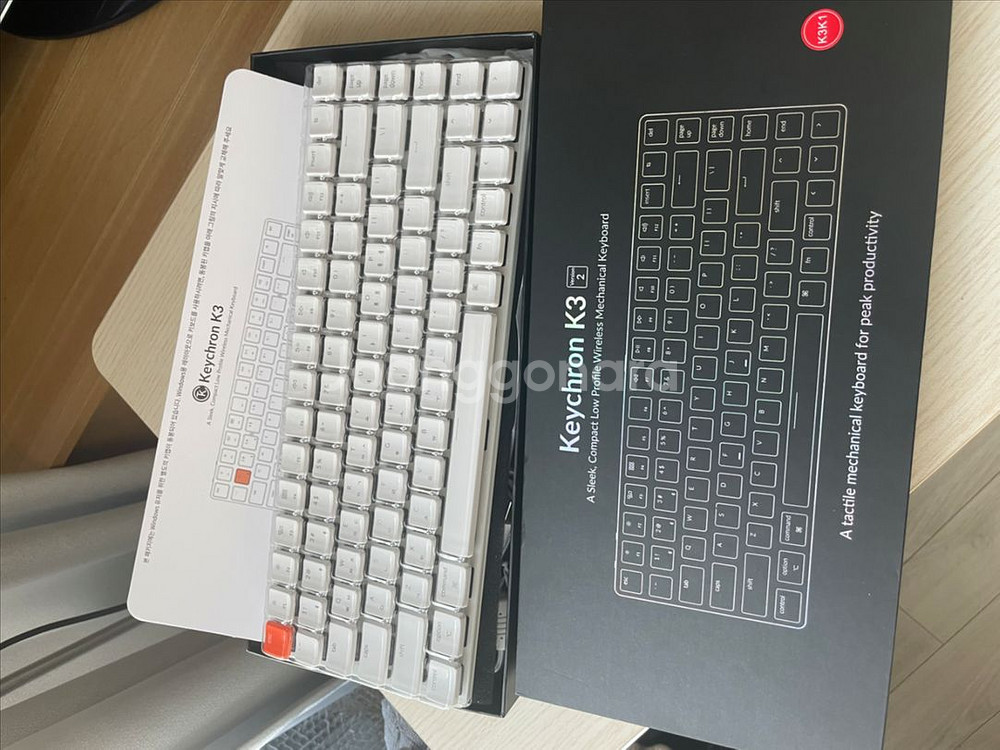 키크론 k3 레트로 적축 키보드--1