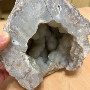 수석 칼세도니?