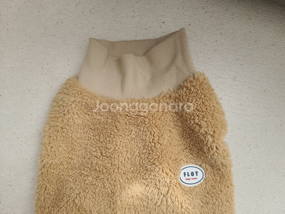강아지옷)베이지 후리스 목폴라 티셔츠 털옷 겨울옷2XL--0