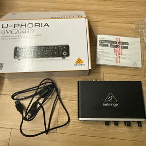 베링거 U-PHORIA UMC204HD 오디오 인터페이