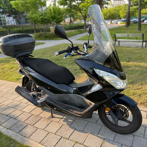 혼다 pcx125 16년 짧은키로수 판매합니다