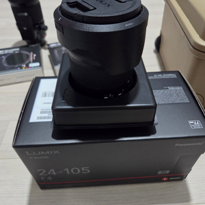 루믹스 24-105 F4 팝니다.