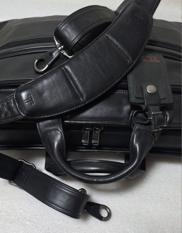 투미 컴팩트 스크린 랩탑 레더 브리프 96111D4--6