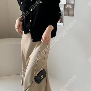 데일리룩 마인새틴스커트 블랙 s사이즈