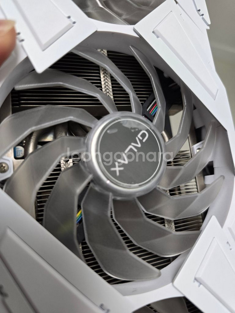지포스 RTX 3080 그래픽카드 팝니다.--8