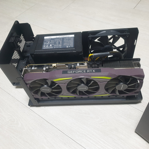 레이저코어 크로마 + rtx3080 (egpu)