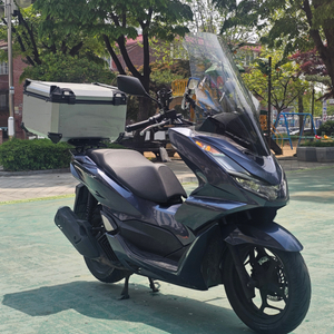 pcx125 22년식 5.5만Km 알탑셋팅 팝니다 ^^