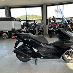 21년식 혼다 Pcx125 ABS모델 4만KM 깔끔한차
