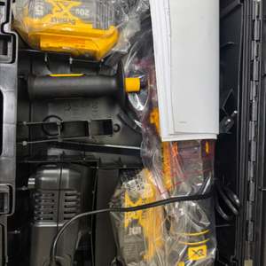 dcg405p2 디월트 그라인더 풀세트 새상품
