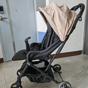 와이업지니제로2 휴대용유모차