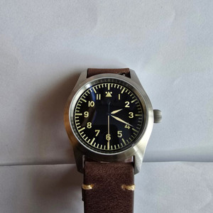 Escapement time 파일럿 시계