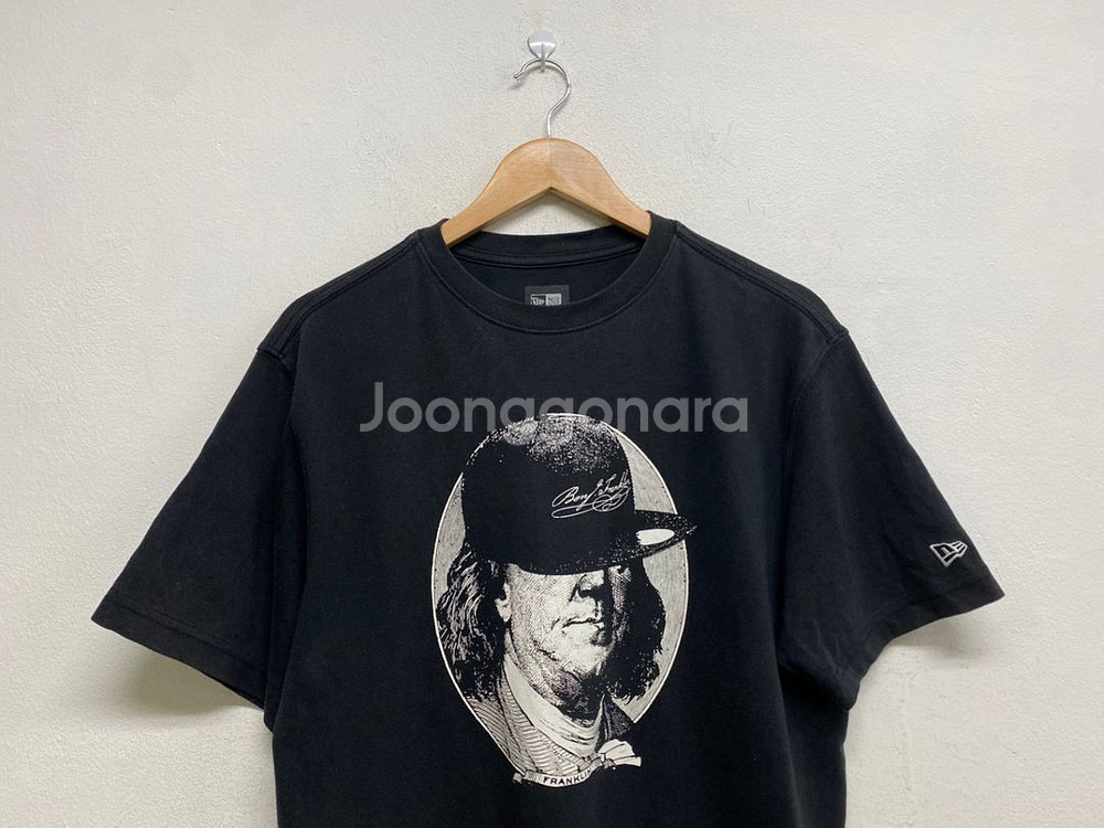 뉴에라 반팔 티셔츠--1