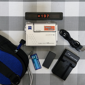 소니 사이버샷 DSC-F77A 디지털카메라 파우치포함