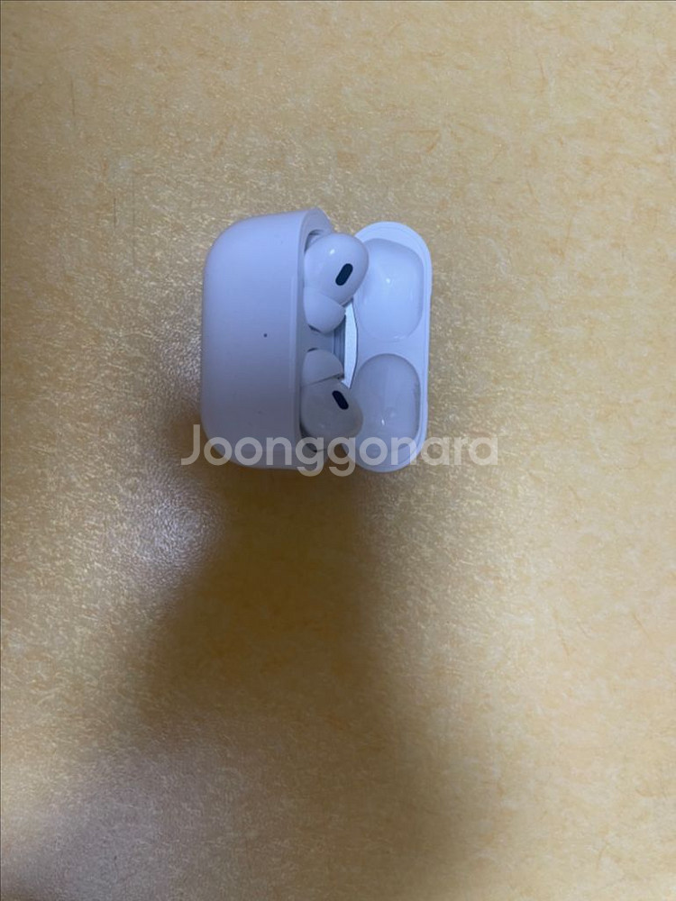 새상품급 에어팟프로2 c타입 보증o--1