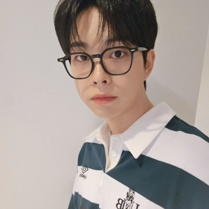 루시 최상엽 기부 팔찌 양도
