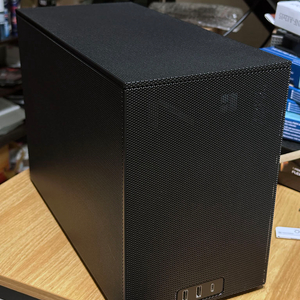 라이젠 7700+RTX4070S+32GB ITX 미니컴