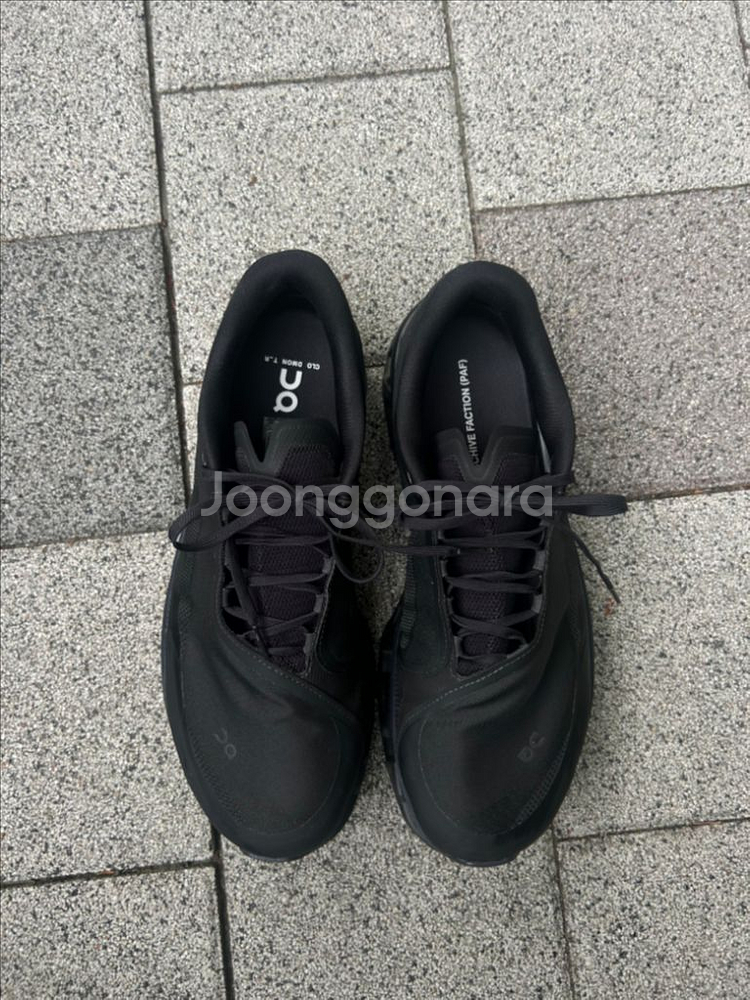 온러닝 파프 300 올블랙--0