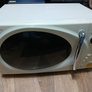 LG M-M209AW 패션 큐브 전자레인지 화이트