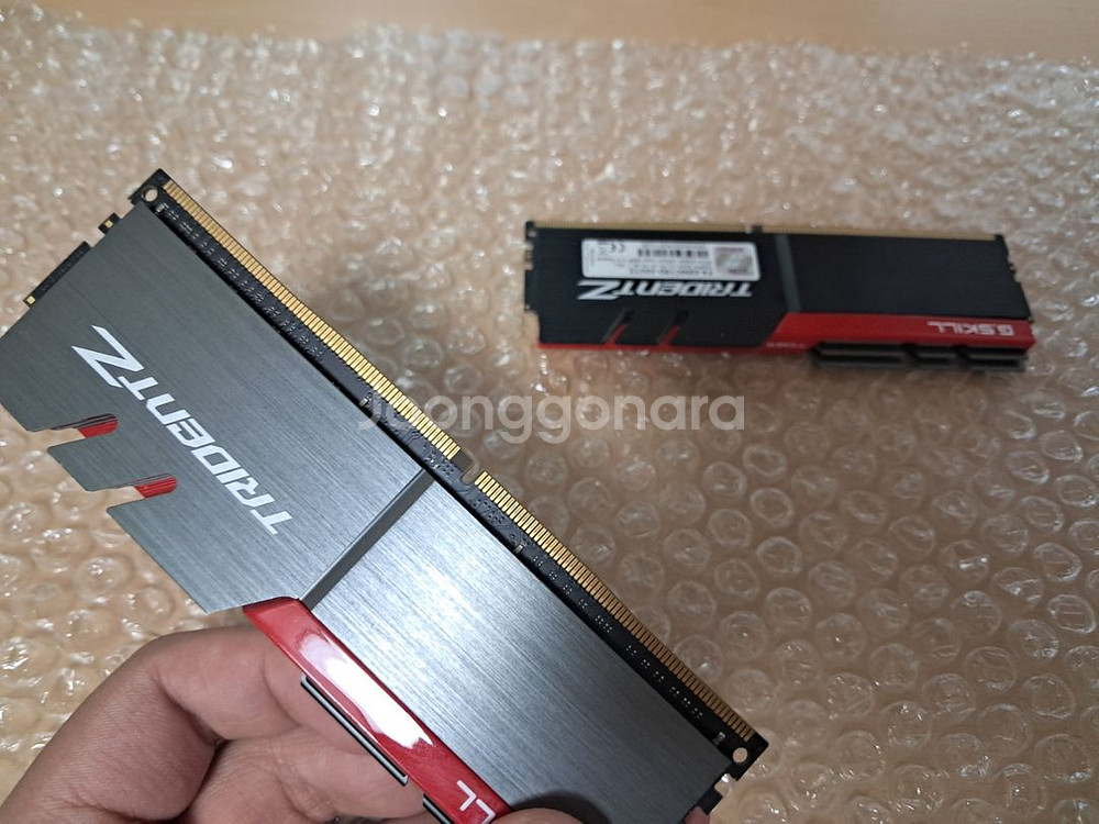 ddr4 램 32(16x2)gb 팝니다--2