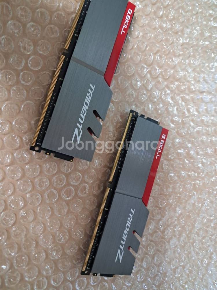 ddr4 램 32(16x2)gb 팝니다--0
