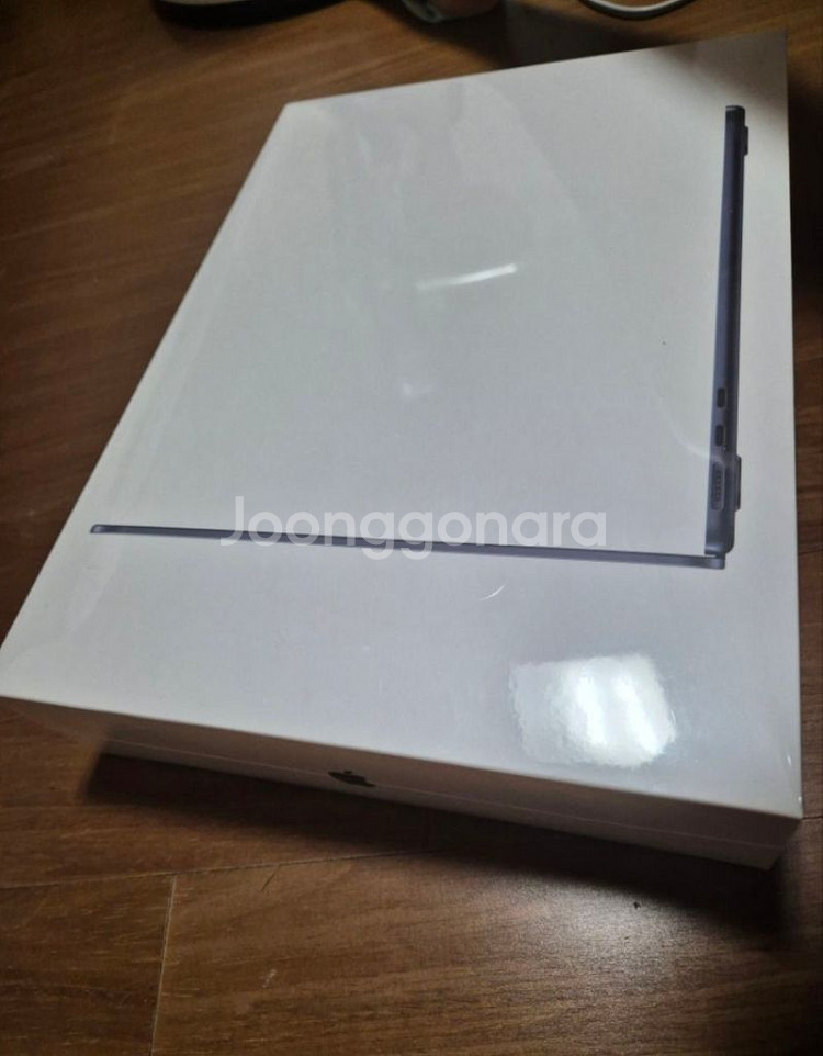 맥북에어 13인치 M2 8G 256G--2