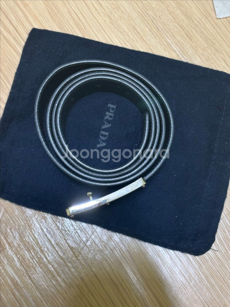 프라다 트라이앵글 사피아노 벨트 정품--0