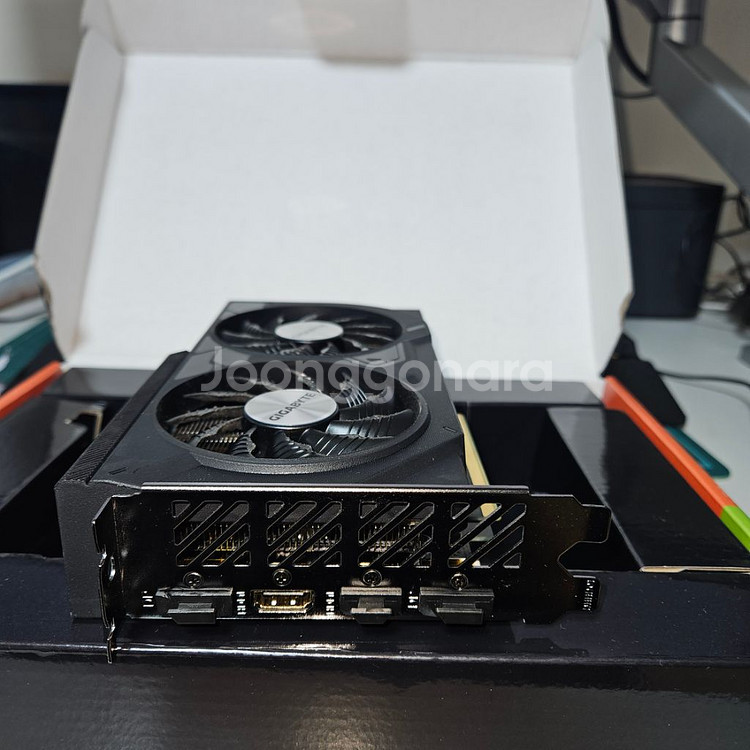 기가바이트 rtx4060 windforce 8g oc--1