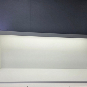 루니트 led 전면오픈형 장식장 판매합니다