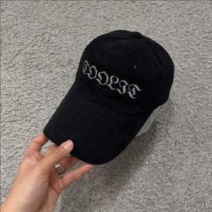 우알롱 볼캡