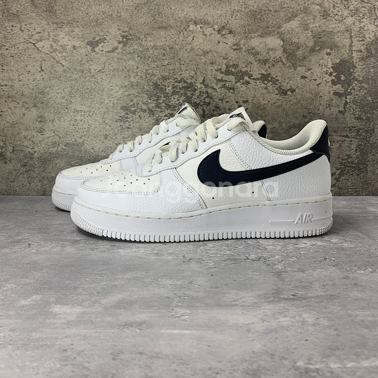 270 나이키 에어포스 1 '07 화이트 블랙--0