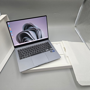 삼성 갤럭시북4 프로 14인치 U5/램16/SSD512