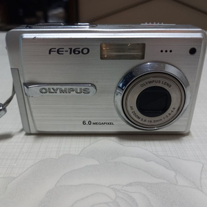 올림푸스 FE-160 디지털카메라
