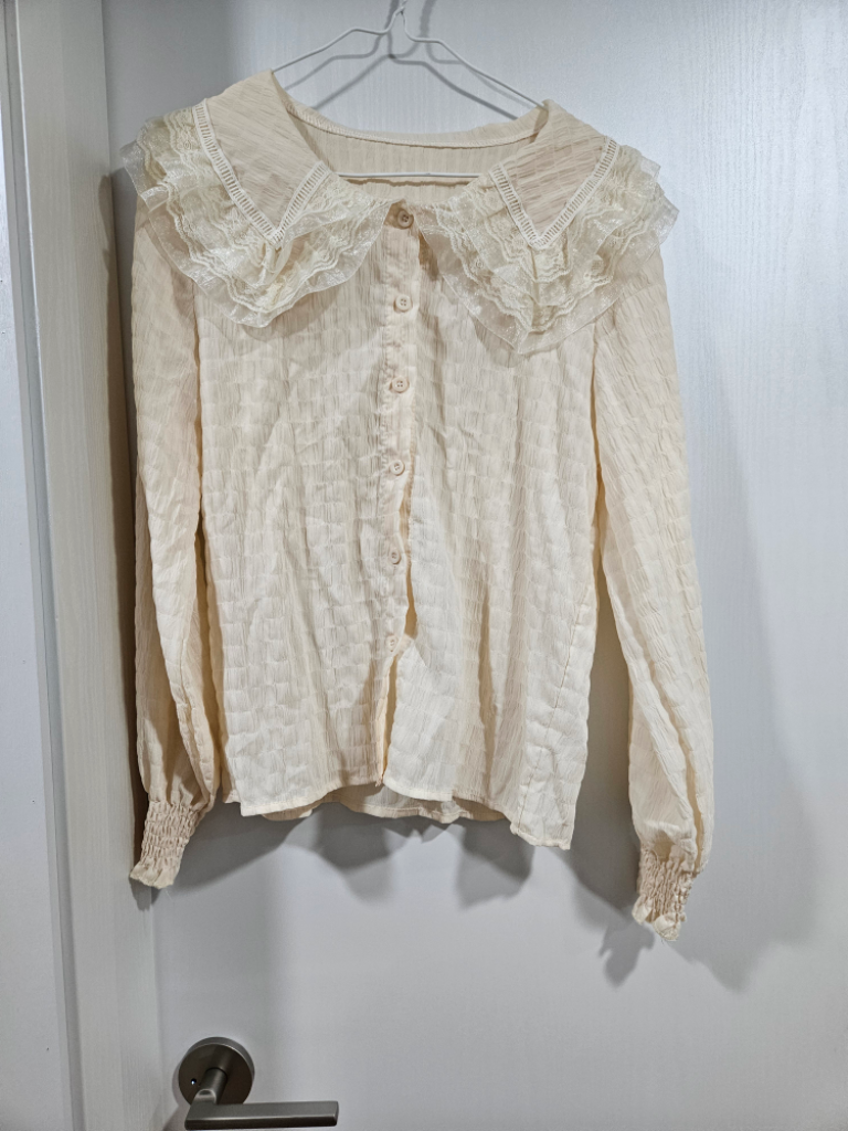 레이스 카라 블라우스 아이보리