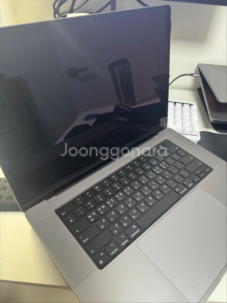 맥북 프로 16 M2 Pro 16GB 512GB--7