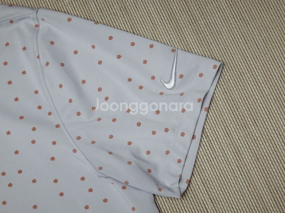 (100) 나이키 NIKE 스탠다드핏 카라 반팔 티셔츠--4