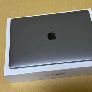 맥북프로 M1 13인치 / 16GB RAM / 1TB