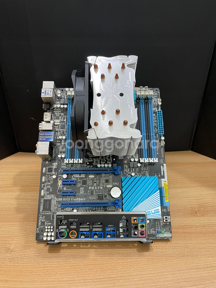 I7 3820X + ASUS P9X79 판매합니다.--2