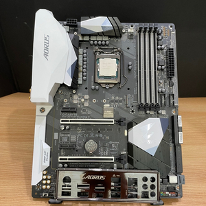 I7 7700K + GIGABYTE Z270X