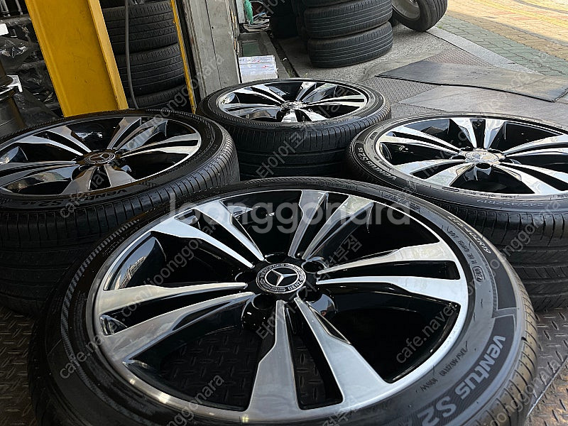 19인치 W222 벤츠S클래스 S500 블랙폴리쉬 순정휠타이어 1대분--1