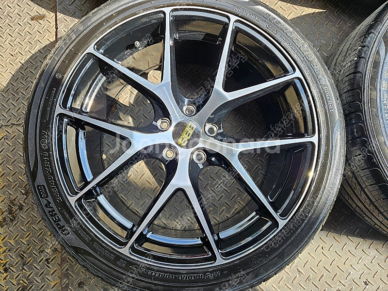 19인치 BBS CIR st 블랙폴리쉬 휠타이어 1대분--4