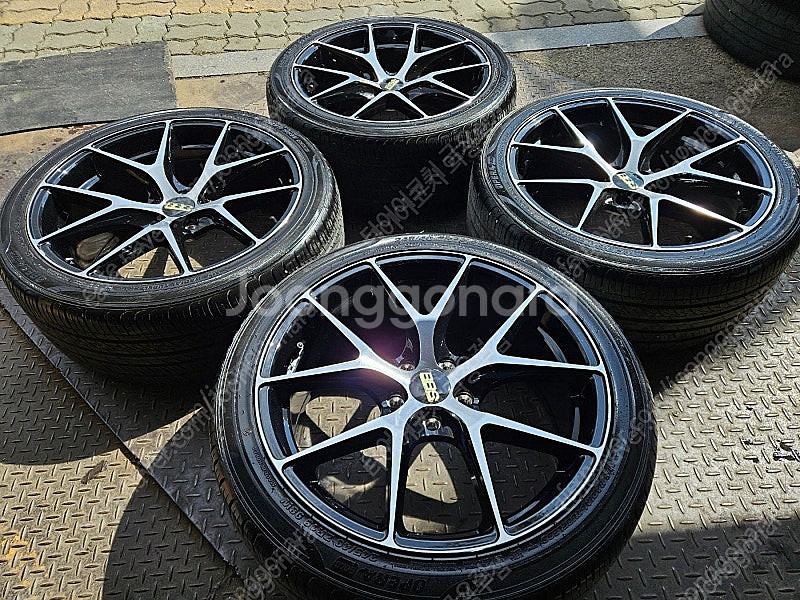 19인치 BBS CIR st 블랙폴리쉬 휠타이어 1대분--5