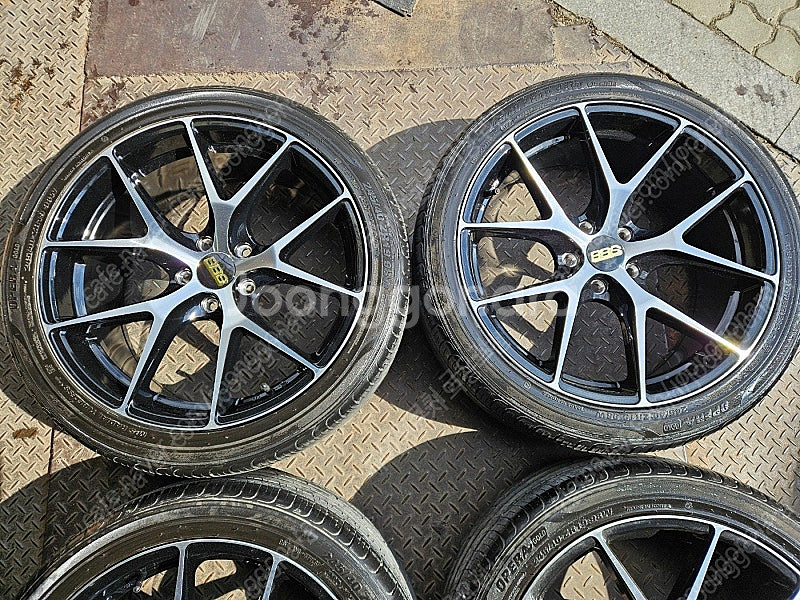 19인치 BBS CIR st 블랙폴리쉬 휠타이어 1대분--6