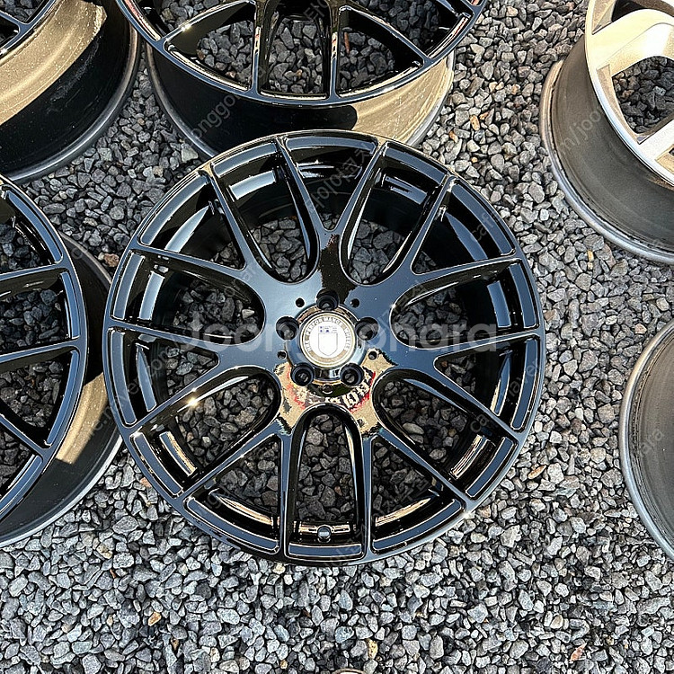 19인치 PCD 105 HRE 퍼포먼스.st 유광블랙 ...--2