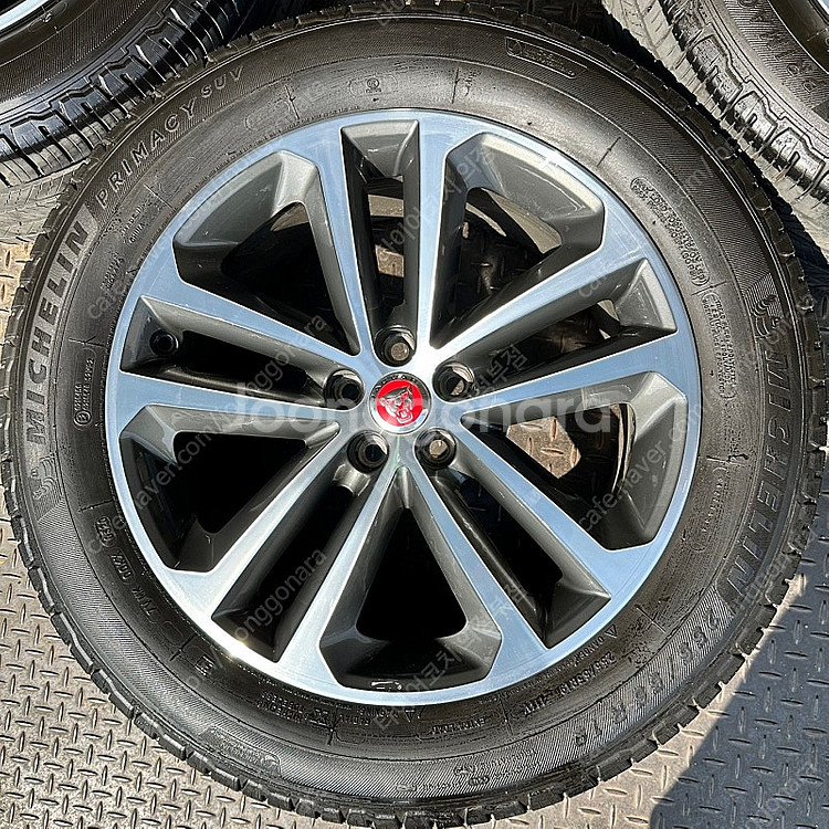 19인치 재규어 F페이스 순정휠타이어 1대분 PCD108 8.5J +45--2