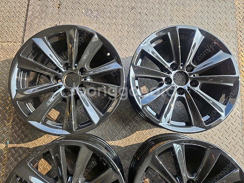 17인치 BMW F10 5시리즈 유광블랙 순정휠 1대분--6