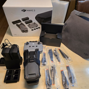 dji 매빅3 플라이모어 콤보