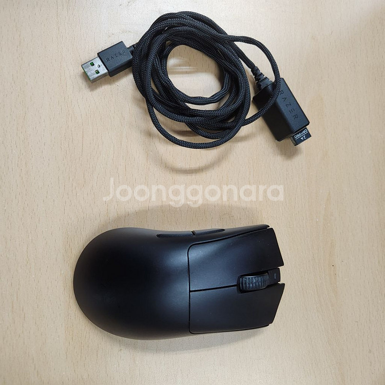 레이저 데스에더 v3 pro 팝니다.--1