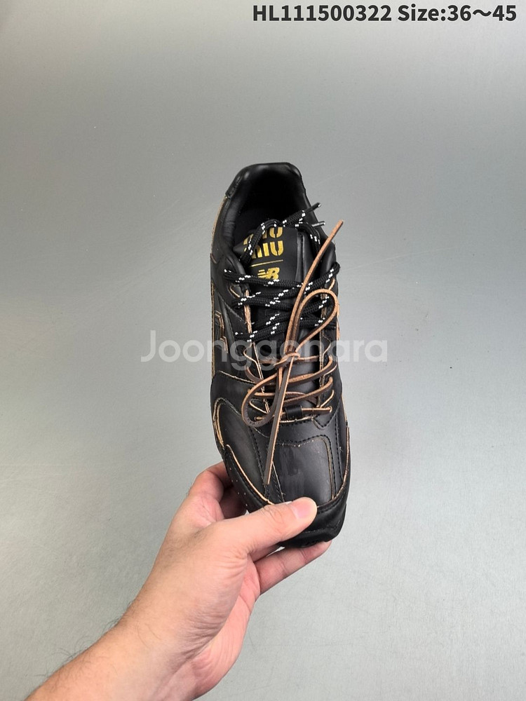 New Balance x Miu Miu 530 SL--5