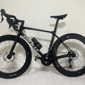 자이언트23년식 TCR 2 KOM + SLR2카본휠